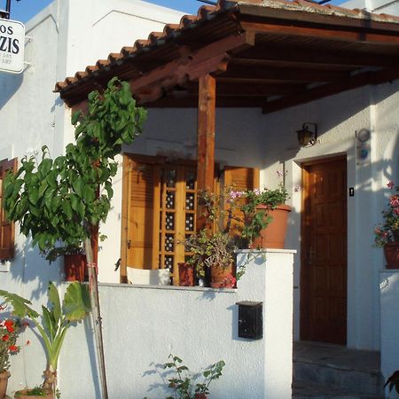 Pantazis Studios Aegina Esterno foto