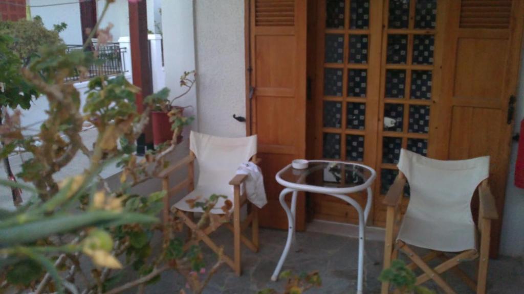 Pantazis Studios Aegina Camera foto